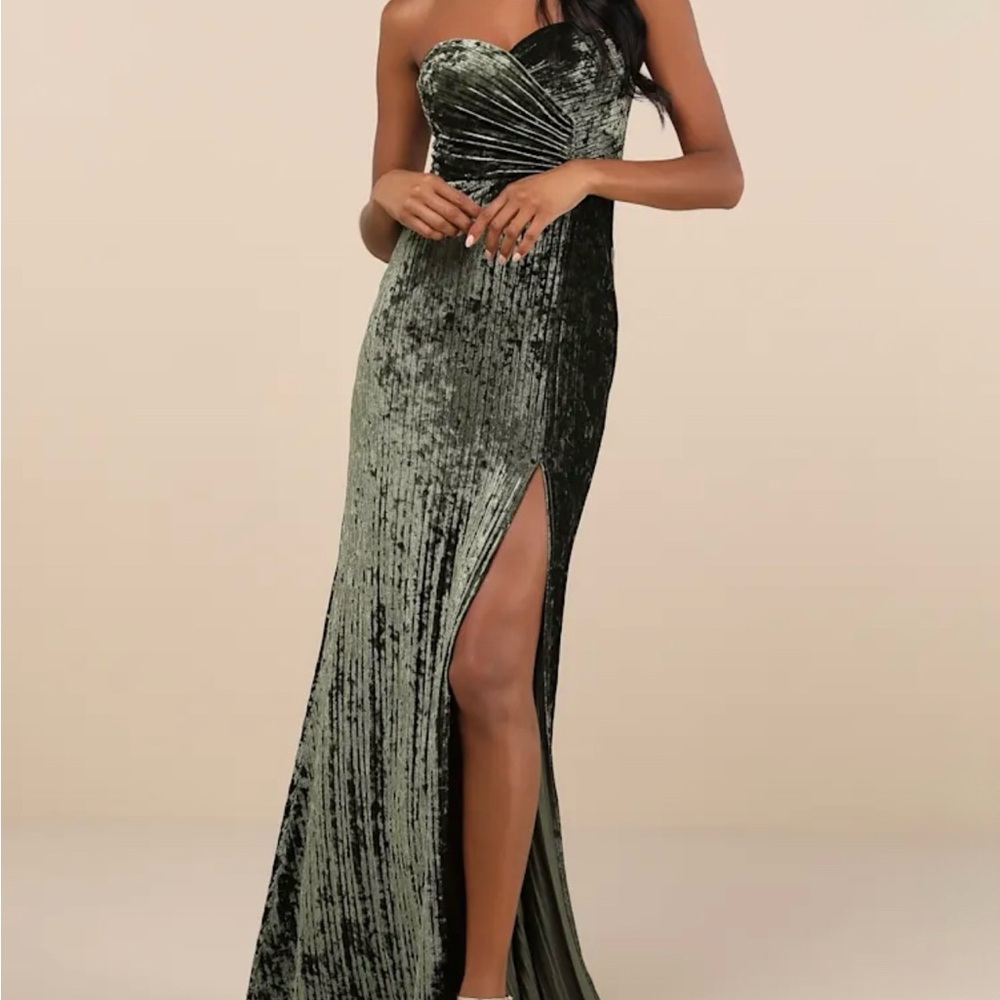 Lulus Classy Sensation Olive Velvet Pleated Strapless Maxi Dress - Size Medium
